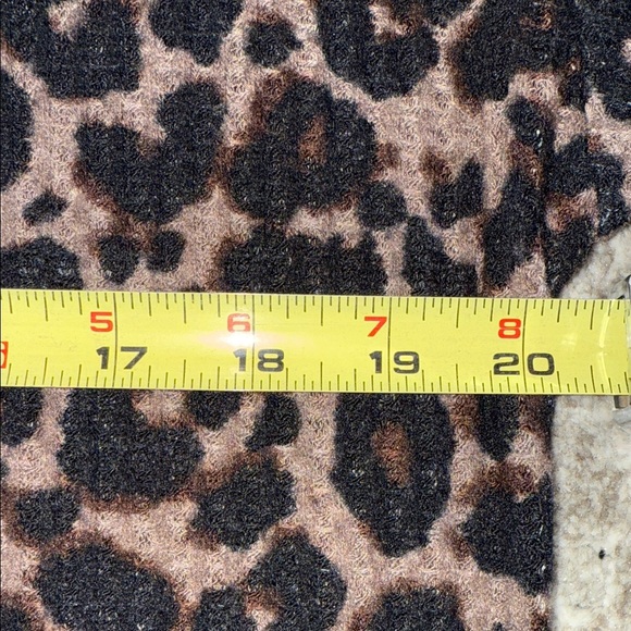 Sanctuary Leopard Print Scooped Sweater - Picture 8 of 9